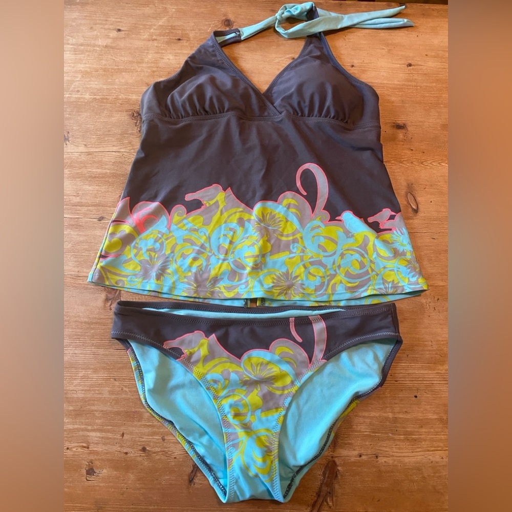 Athleta tankini, size l